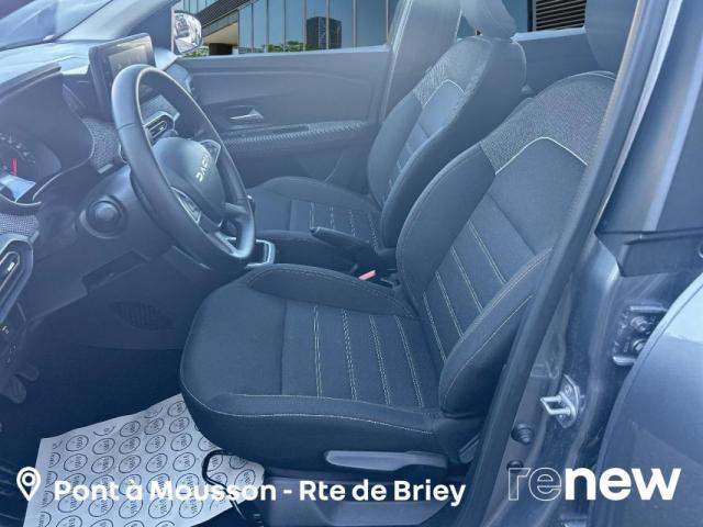 Dacia Sandero image 8