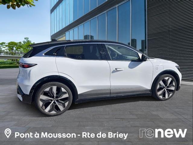Renault Mégane E-Tech image 4
