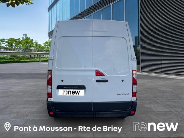 Renault Master image 9