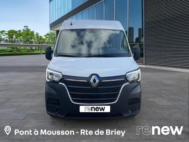 Renault Master image 2