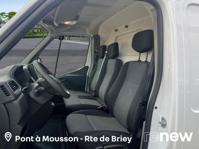 Renault Master image 3