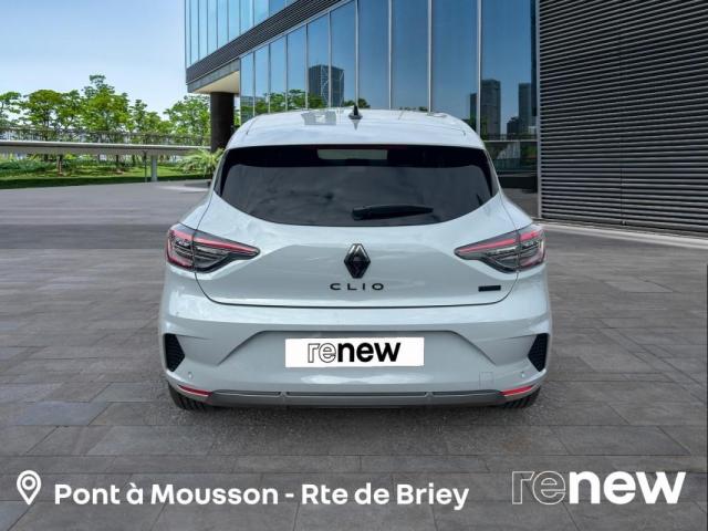 Renault Clio image 1