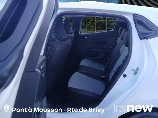 Renault Clio image 7