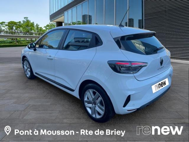 Renault Clio image 9