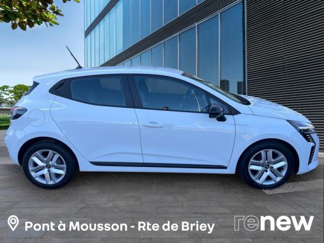 Renault Clio image 6