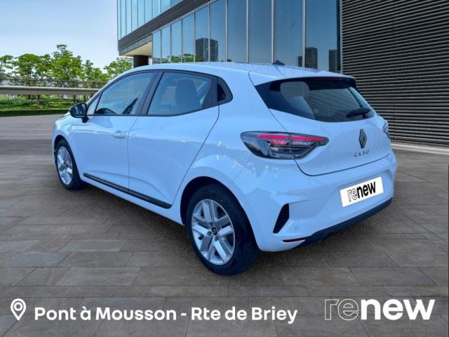 Renault Clio image 8