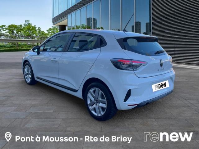 Renault Clio image 9