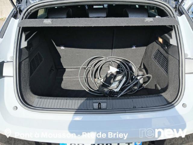 Renault Mégane E-Tech image 8