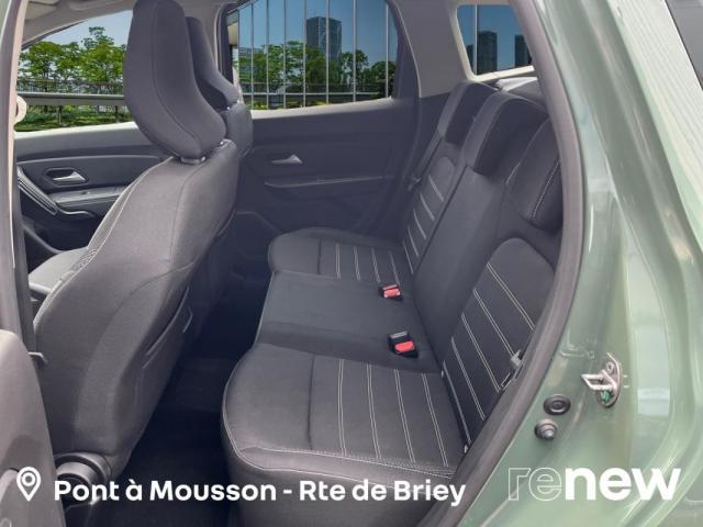 Dacia Duster image 1