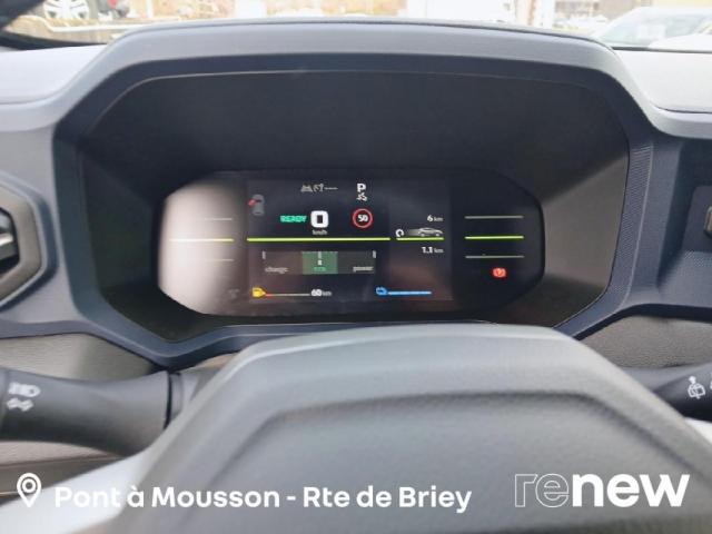 Dacia Duster image 1