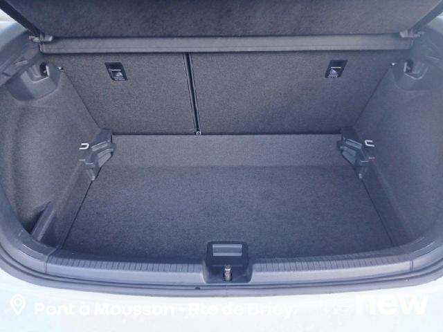 Volkswagen Polo image 8