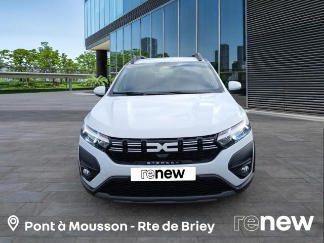 Dacia Sandero image 1