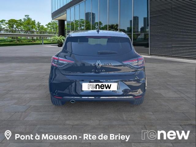 Renault Clio image 2