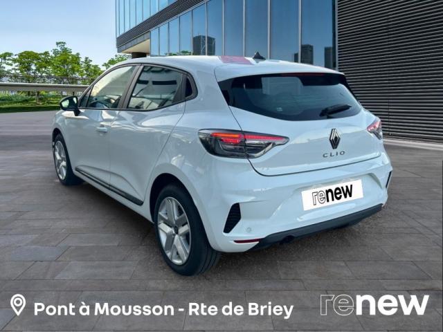 Renault Clio image 8