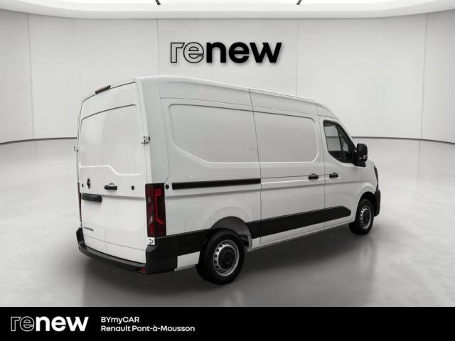 Renault Master image 7