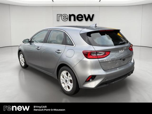 Kia Ceed image 9
