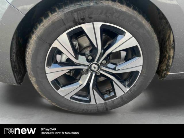 Renault Clio image 9