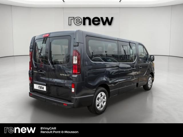 Renault Trafic image 1