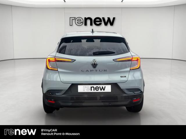 Renault Captur image 2