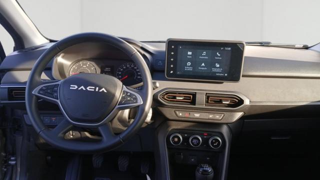 Dacia Sandero image 4