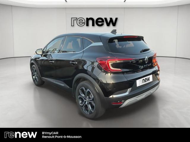 Renault Captur image 2