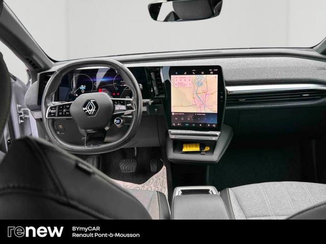 Renault Mégane E-Tech image 6