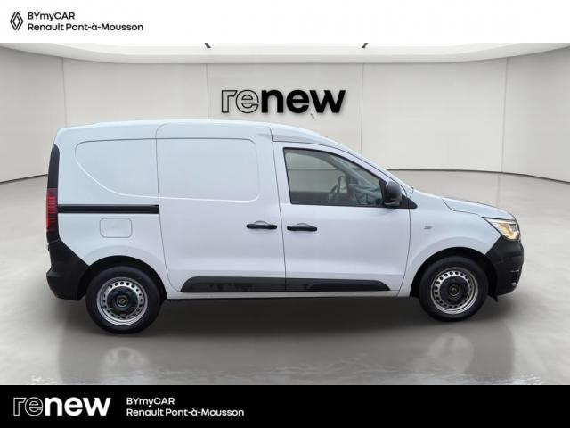 Renault Express Van image 2