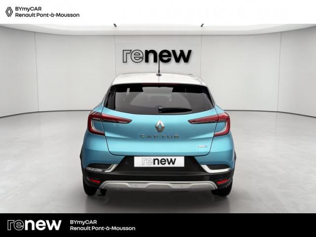 Renault Captur image 1