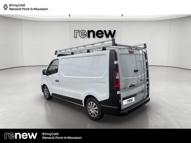 Renault Trafic image 9