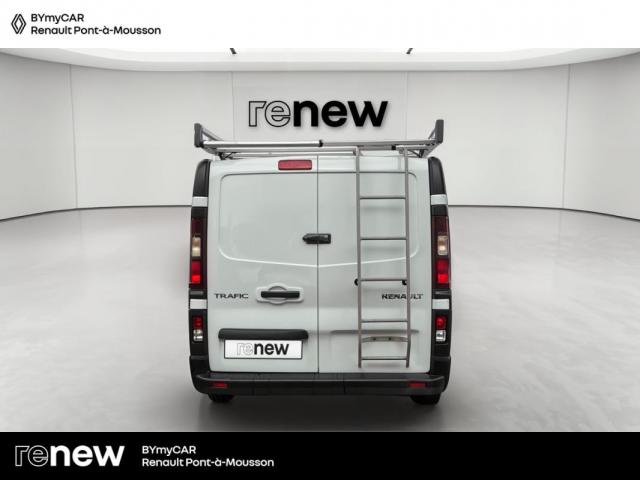 Renault Trafic image 1