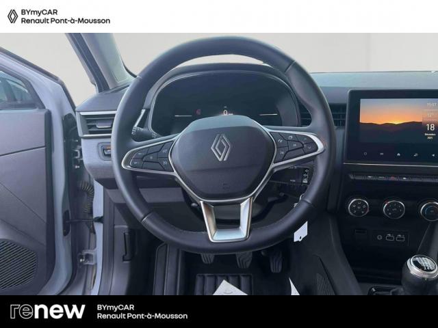 Renault Clio image 1