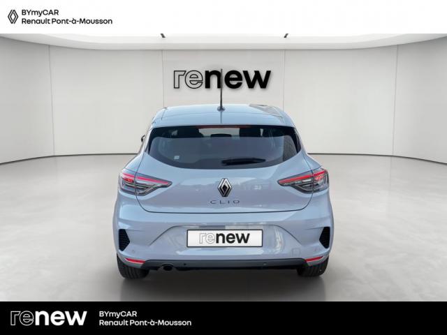Renault Clio image 6