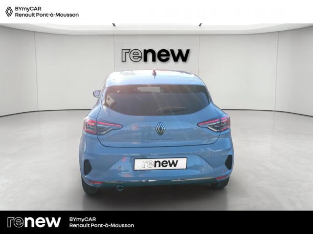 Renault Clio image 9