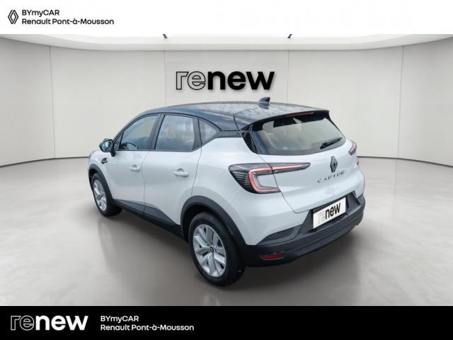 Renault Captur image 1
