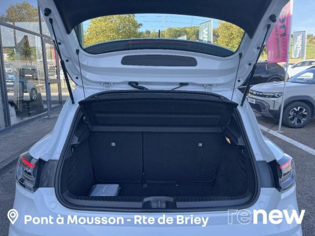 Renault Clio image 9