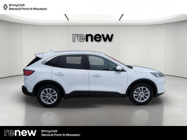 Ford Kuga image 7