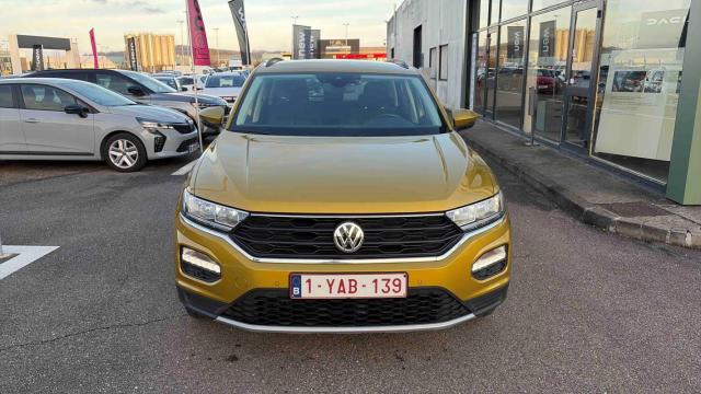 Volkswagen T-Roc image 2