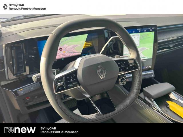 Renault Rafale image 8