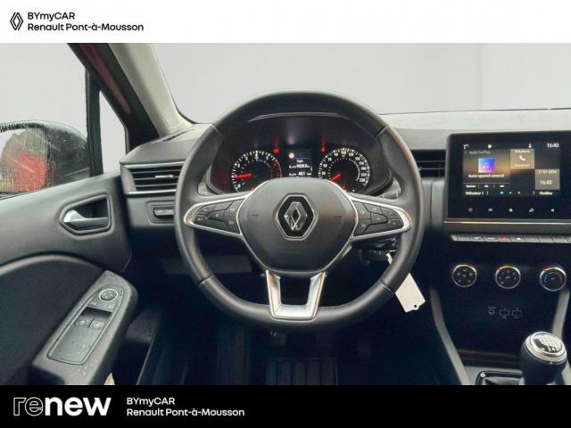 Renault Clio image 2