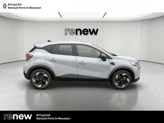 Renault Captur image 8