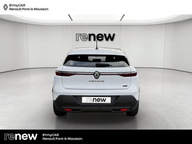 Renault Mégane E-Tech image 9