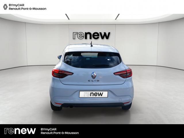 Renault Clio image 9
