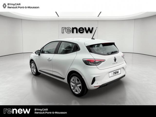 Renault Clio image 2