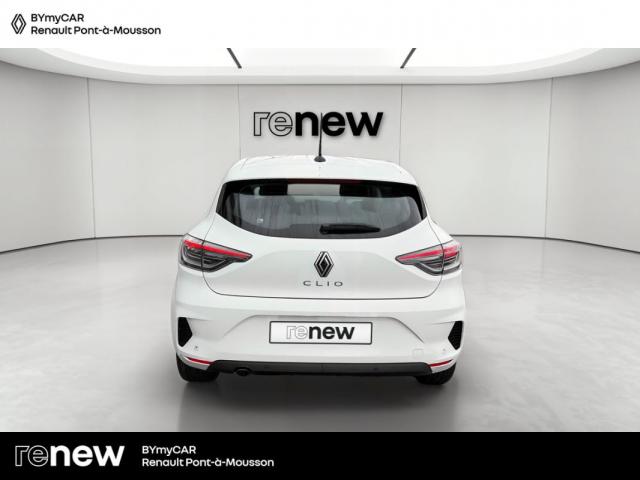 Renault Clio image 1