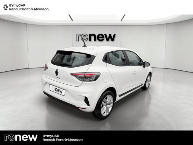 Renault Clio image 8
