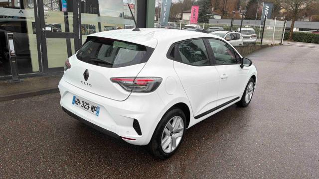 Renault Clio image 9