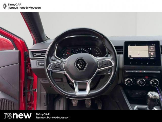 Renault Clio image 6