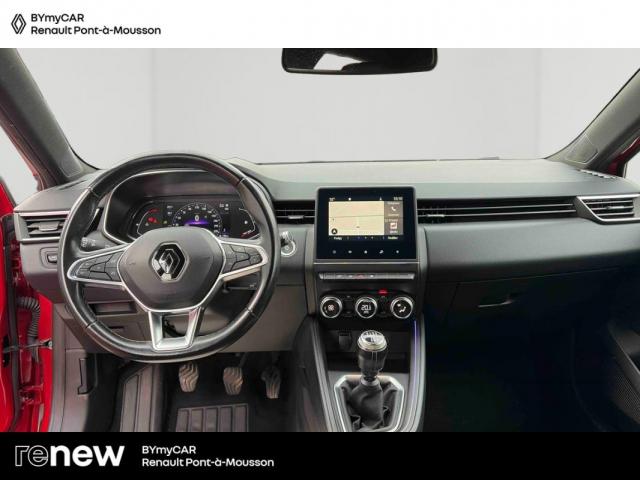 Renault Clio image 9