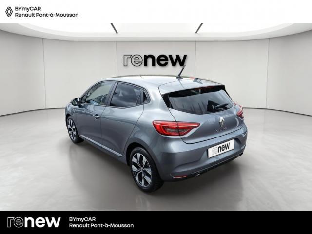 Renault Clio image 6
