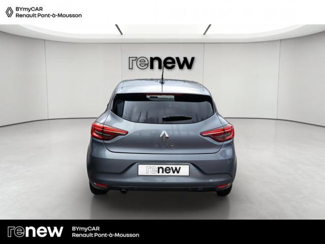 Renault Clio image 9
